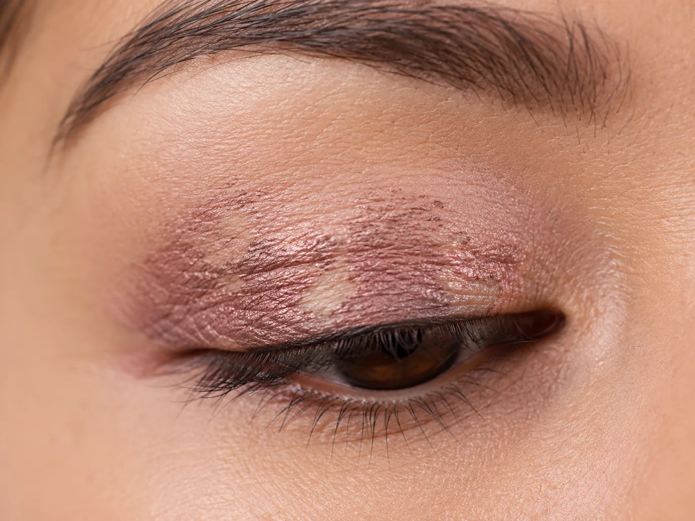 Eyeshadow Skips on Textured Lids